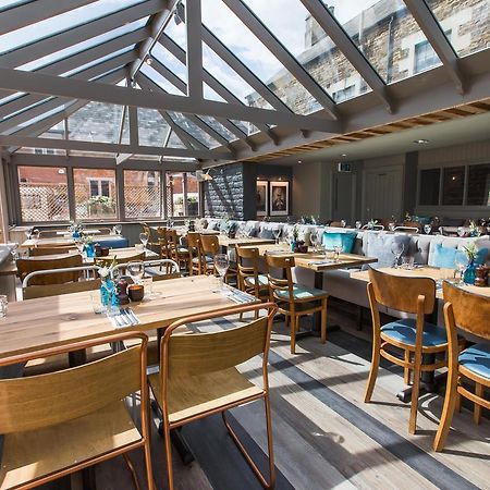 Mill Street Pub & Kitchen Bed & Breakfast โอ๊กคัม ภายนอก รูปภาพ