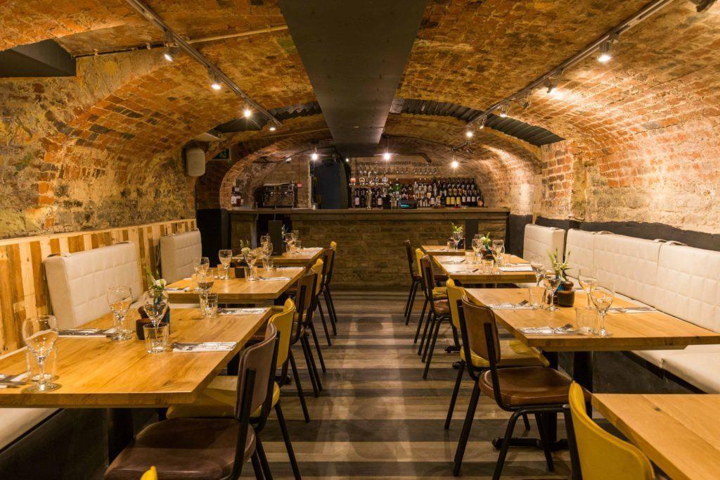 Mill Street Pub & Kitchen Bed & Breakfast โอ๊กคัม ภายนอก รูปภาพ